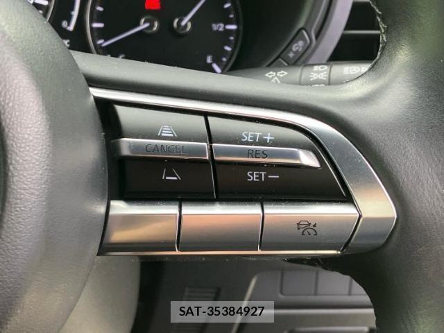 Mazda MAZDA3 2019-05 8653533-14
