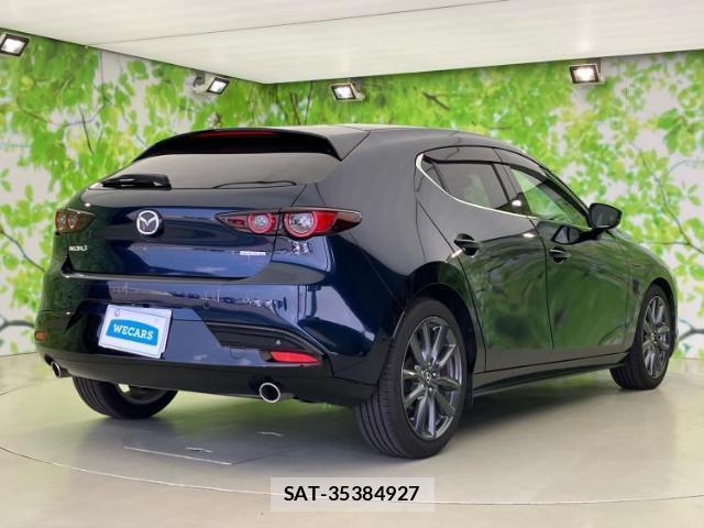 Mazda MAZDA3 2019-05 8653533-2