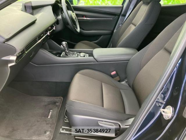 Mazda MAZDA3 2019-05 8653533-5
