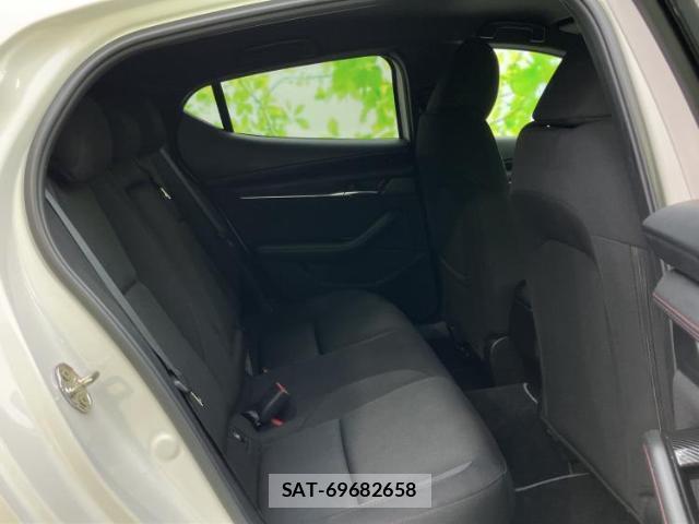 Mazda MAZDA3 2023-05 8653626-4