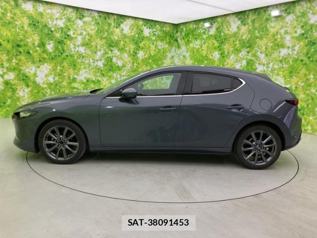 Mazda MAZDA3 2019-09 8653682-1