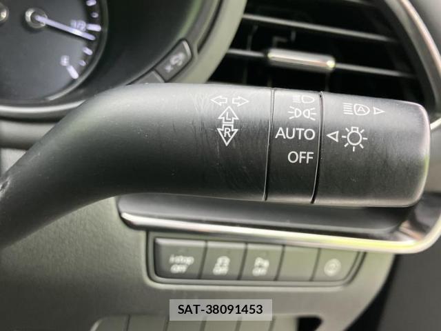 Mazda MAZDA3 2019-09 8653682-16