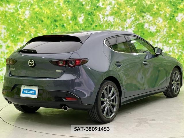 Mazda MAZDA3 2019-09 8653682-2
