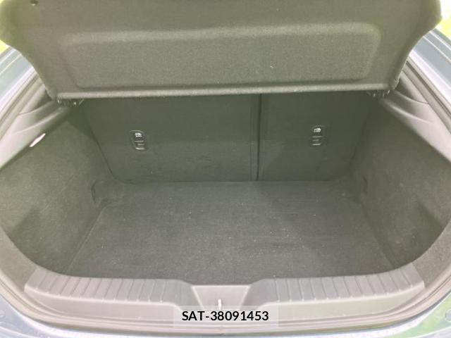 Mazda MAZDA3 2019-09 8653682-7
