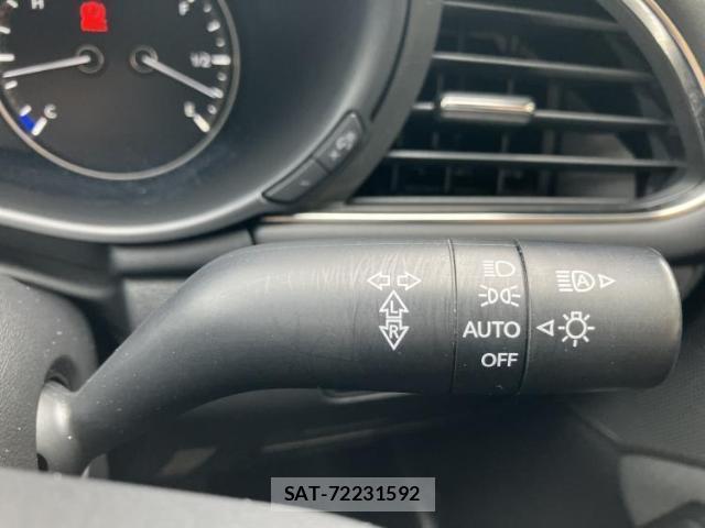 Mazda MAZDA3 2019-11 8653755-15