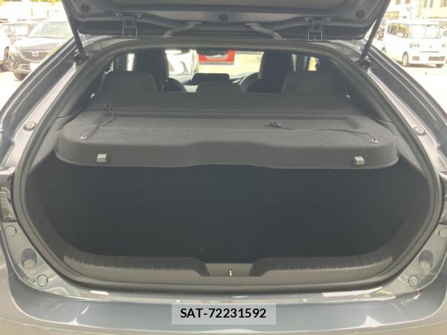 Mazda MAZDA3 2019-11 8653755-7