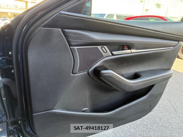 Mazda MAZDA3 2023-09 8652792-18