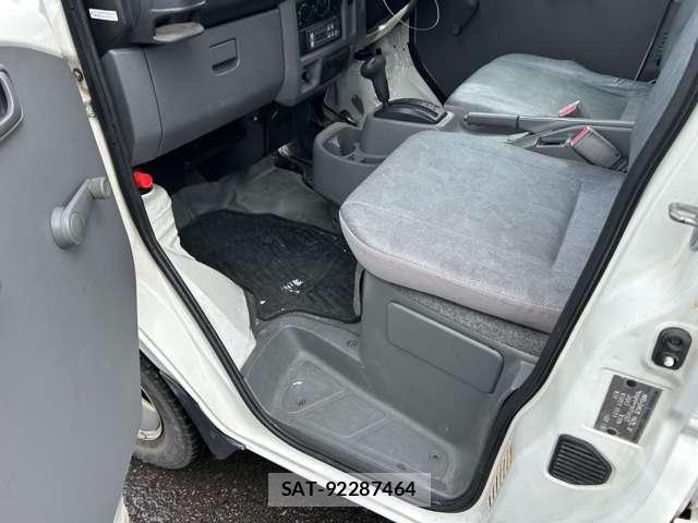 Mitsubishi MINICAB TRUCK 2010-11 8651763-18