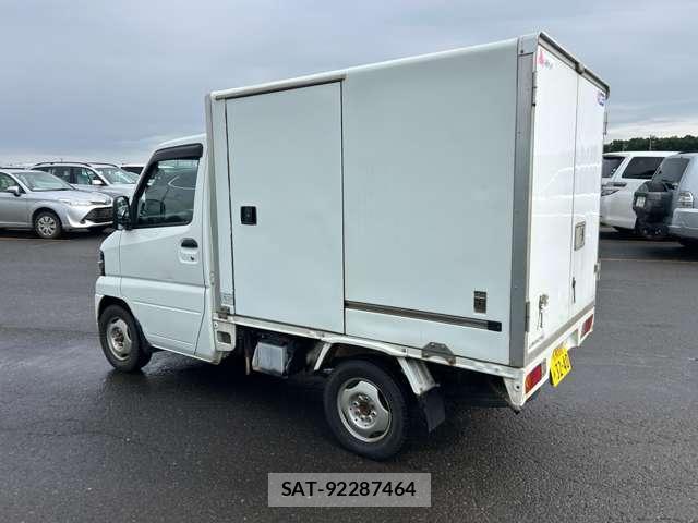 Mitsubishi MINICAB TRUCK 2010-11 8651763-7