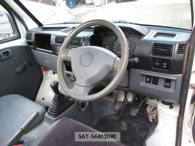 Mitsubishi MINICAB TRUCK 2009-12 8652140-9