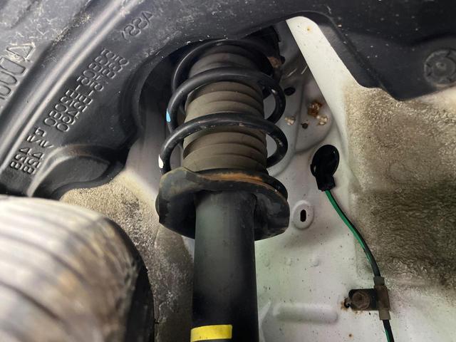 Daihatsu MIRA 2017-07 8647634-18