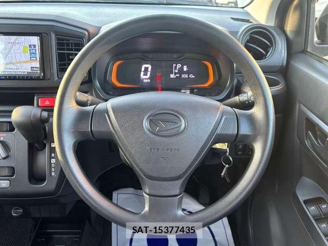 Daihatsu MIRA 2017-08 8649115-1