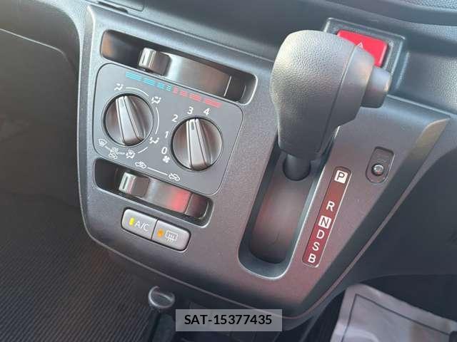 Daihatsu MIRA 2017-08 8649115-8