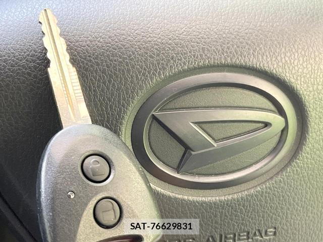 Daihatsu MIRA 2021-07 8650058-4