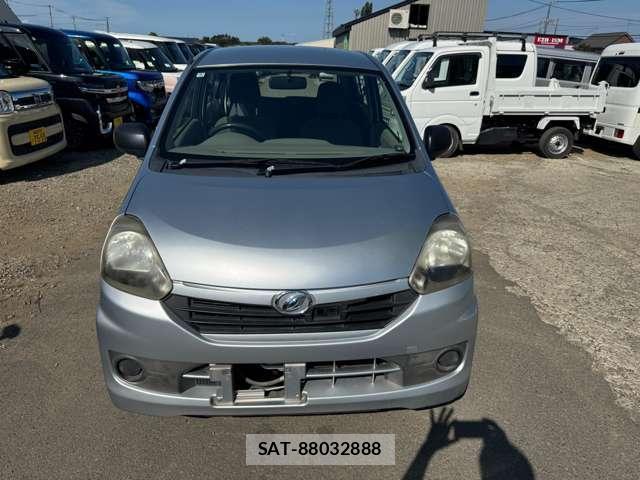 Daihatsu MIRA 2014-02 8651749-2