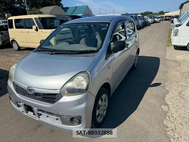 Daihatsu MIRA 2014-02 8651749-4