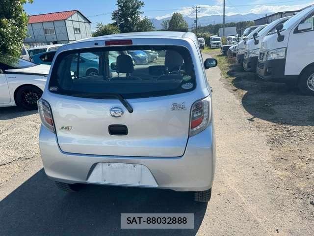 Daihatsu MIRA 2014-02 8651749-9