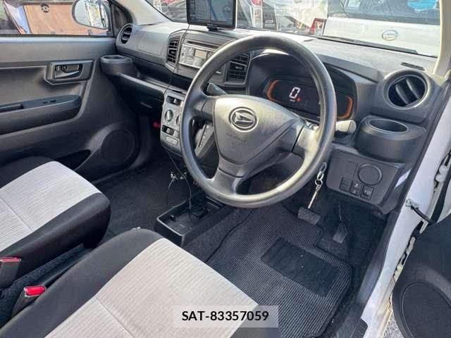 Daihatsu MIRA 2017-08 8652209-2