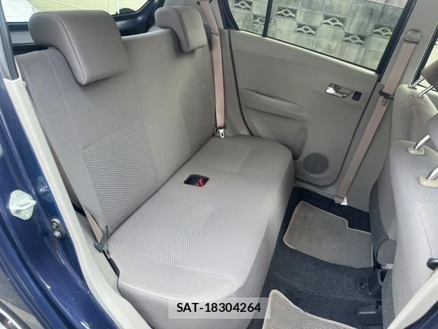 Daihatsu MIRA 2013-08 8652398-8