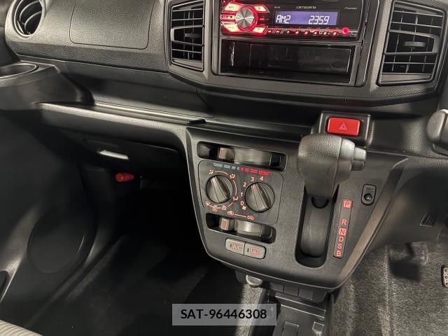 Daihatsu MIRA 2018-06 8652806-14