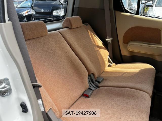 Nissan MOCO 2009-05 8649898-6