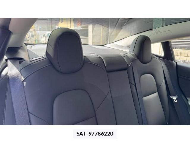 Tesla MODEL 3 2022 8649644-6