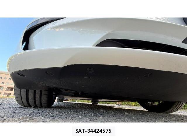 Tesla MODEL 3 2020-12 8649653-11