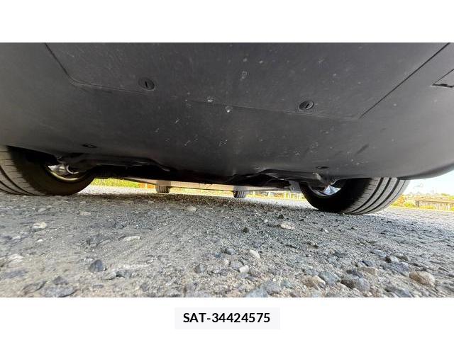 Tesla MODEL 3 2020-12 8649653-12