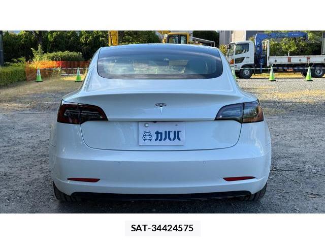 Tesla MODEL 3 2020-12 8649653-3