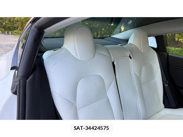 Tesla MODEL 3 2020-12 8649653-6