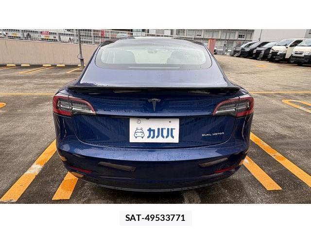 Tesla MODEL 3 2021 8649669-16