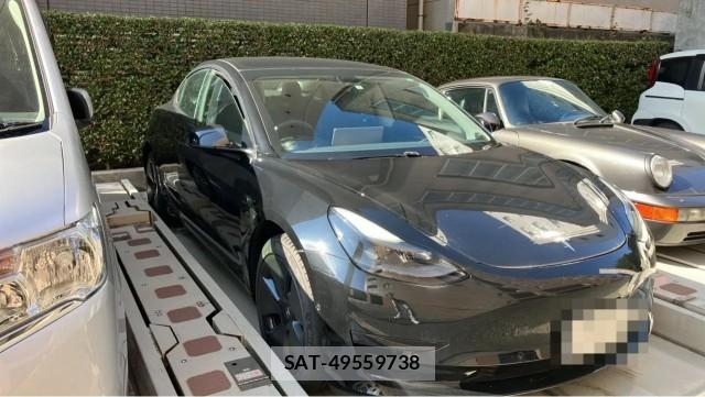 Tesla MODEL 3 2021-09 8651317-11