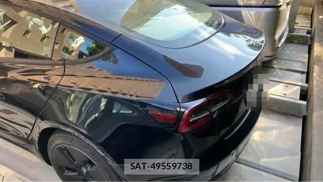 Tesla MODEL 3 2021-09 8651317-13
