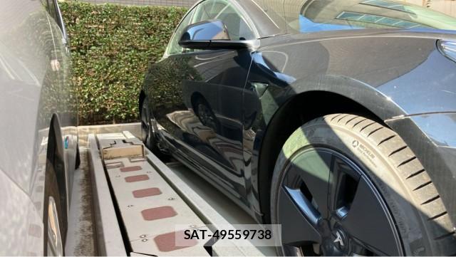 Tesla MODEL 3 2021-09 8651317-3