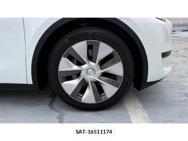 Tesla MODEL Y 2022-10 8649670-7