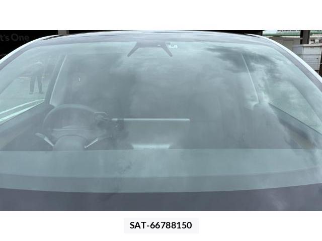 Tesla MODEL Y 2022 8649671-19