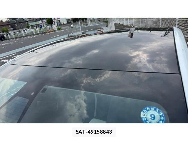 Tesla MODEL Y 2022 8649699-10