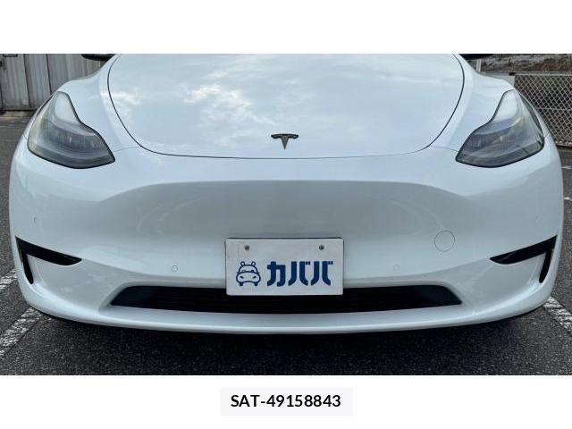 Tesla MODEL Y 2022 8649699-13