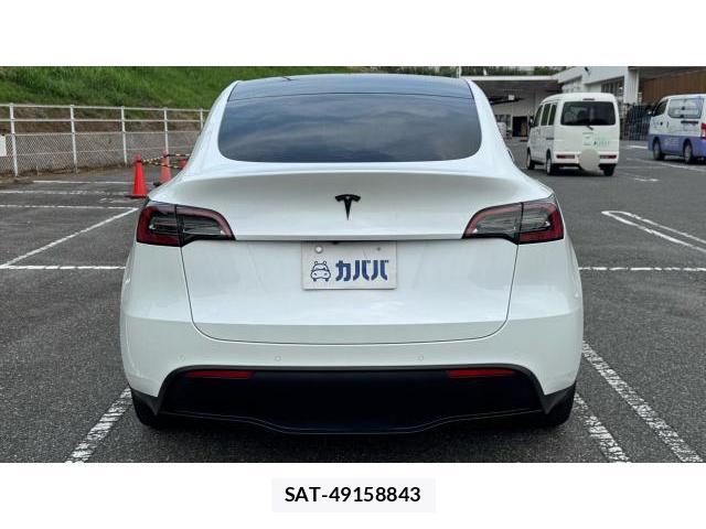 Tesla MODEL Y 2022 8649699-3