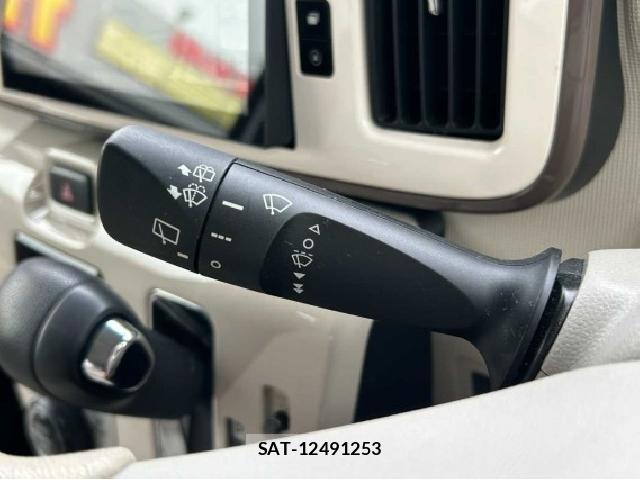 Daihatsu MOVE CANBUS 2018-01 8649396-5
