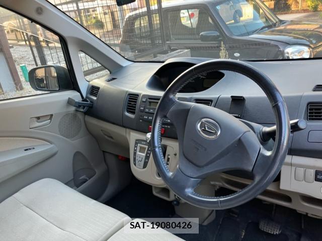 Daihatsu MOVE 2011-06 8648433-7