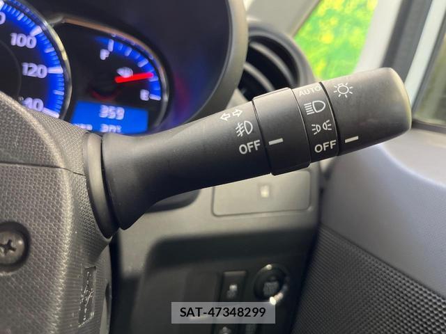 Daihatsu MOVE 2014-01 8651130-7