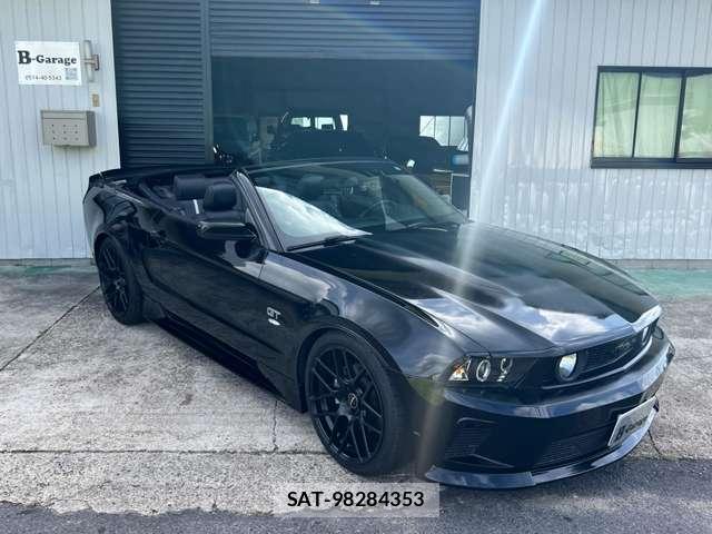 Ford MUSTANG 2010-06 8646938-3