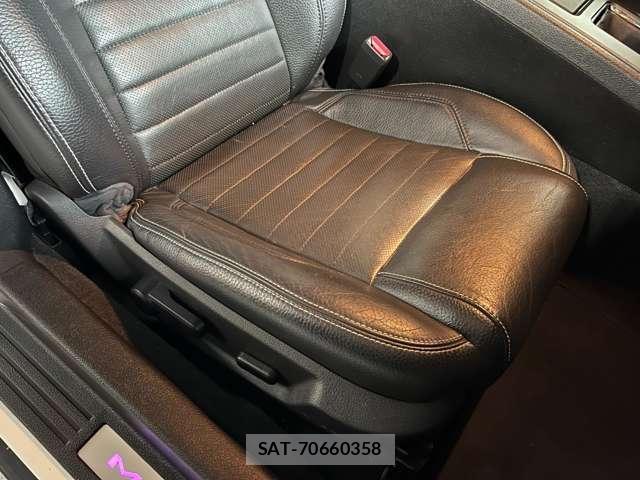 Ford MUSTANG 2012-11 8646939-18