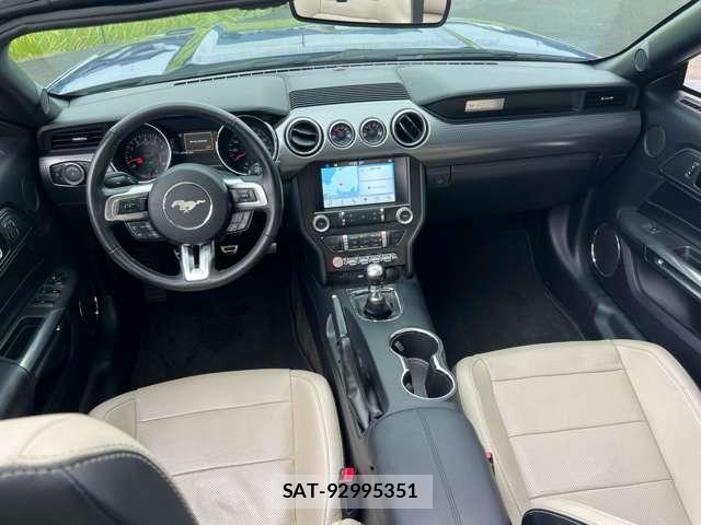 Ford MUSTANG 2016-11 8646940-12