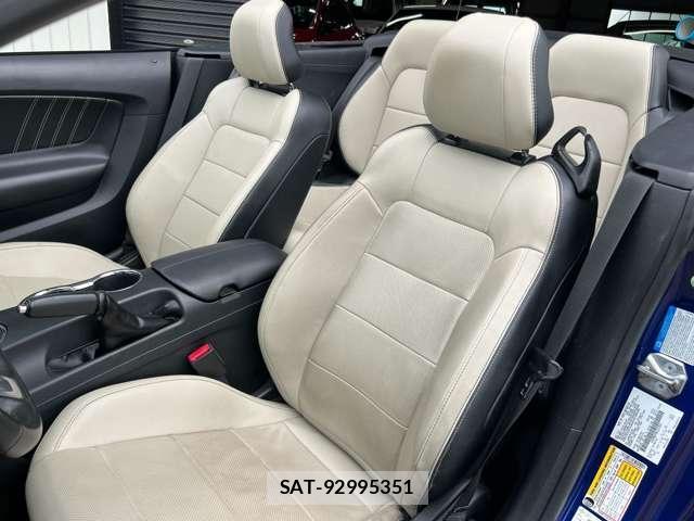 Ford MUSTANG 2016-11 8646940-14