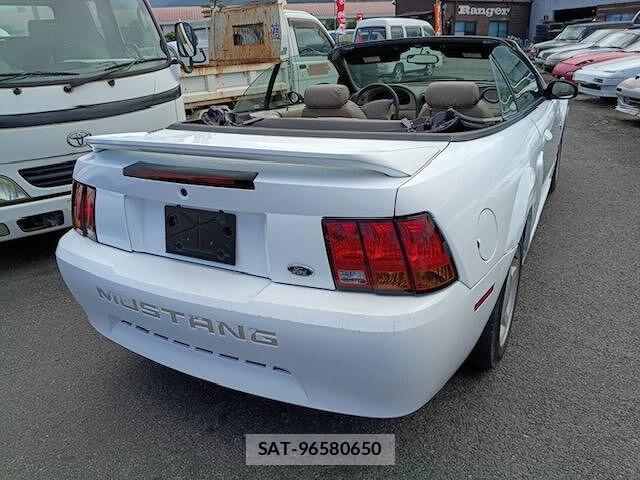 Ford MUSTANG 1999-09 8652467-4