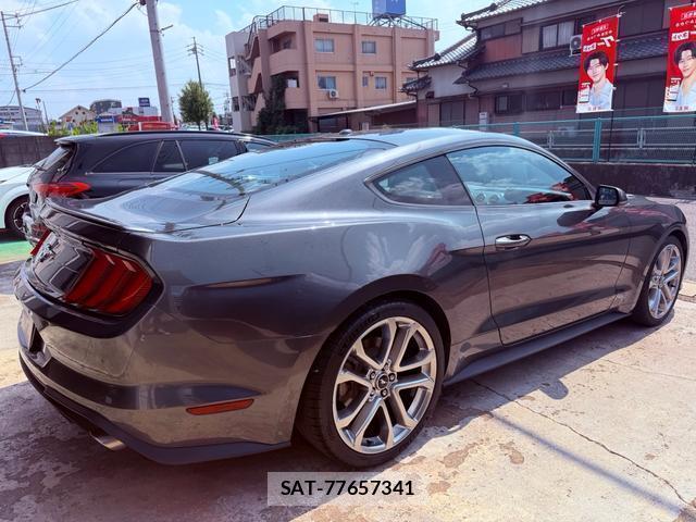 Ford MUSTANG 2020-03 8653899-5