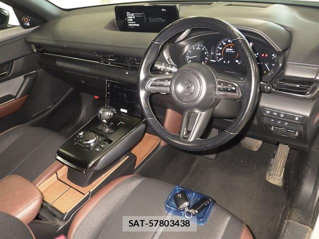 Mazda MX-30 2021-06 8650620-2