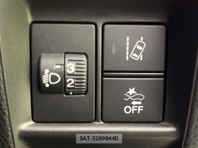 Honda N-VAN 2022-10 8646645-4
